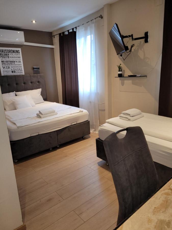 Hotel Franken An Der Messe Франкфурт-на-Майне Экстерьер фото