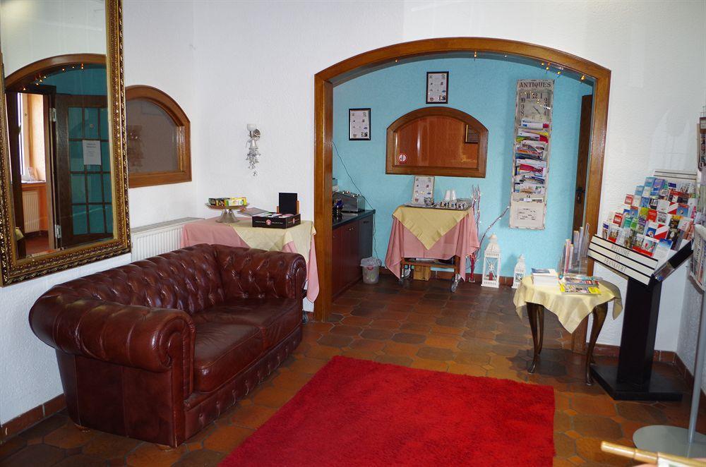 Hotel Franken An Der Messe Франкфурт-на-Майне Экстерьер фото